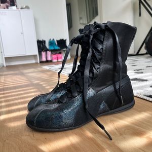 Puma Eskiva Hi Boot Sneaker High Tops Rihanna